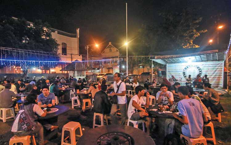 Tempat Makan Di Semarang Dengan Tema Angkringan